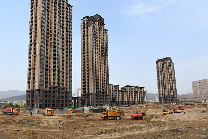 丹鶴綠洲二期工程全面吹響復(fù)工復(fù)產(chǎn)號(hào)角